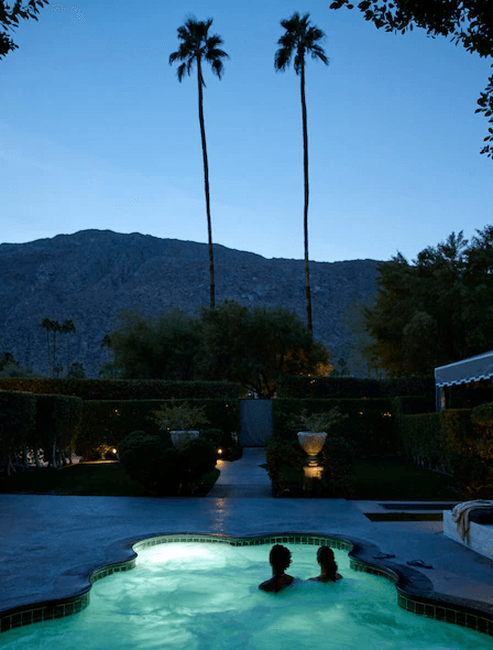 Common.hotTub